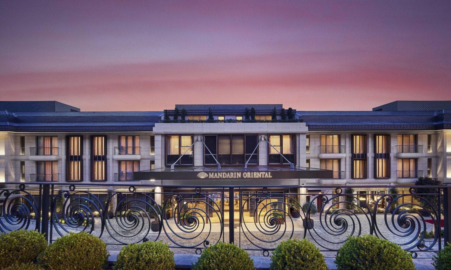 فندق ماندارين أورينتال البوسفور (Mandarin Oriental Bosphorus Hotel)