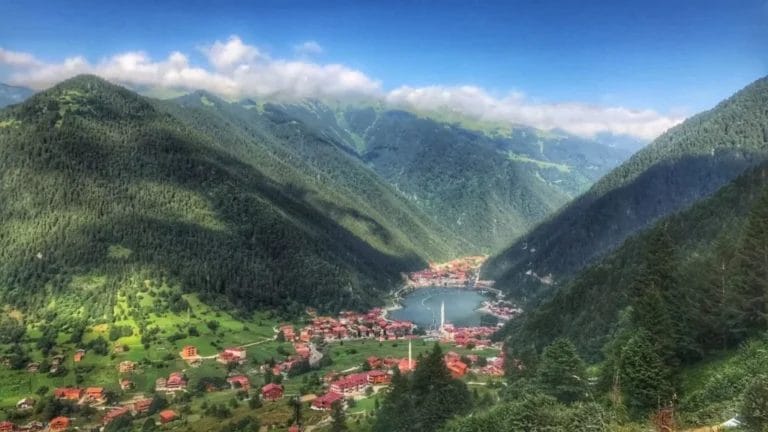 السياحة في الشمال التركي - بحيرة اوزنغول